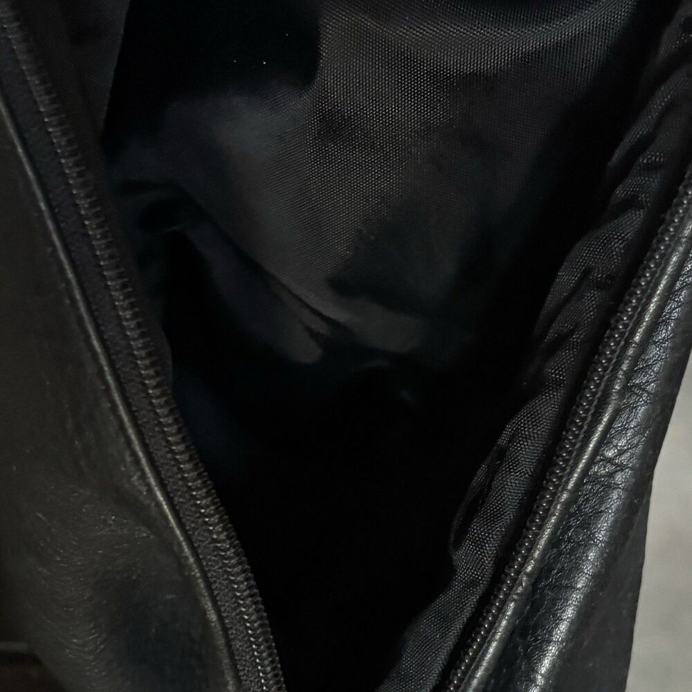 Tignanello Black Pebbled Leather Crossbody Bag Brown Trim Shoulder Purse. - Picture 10 of 11